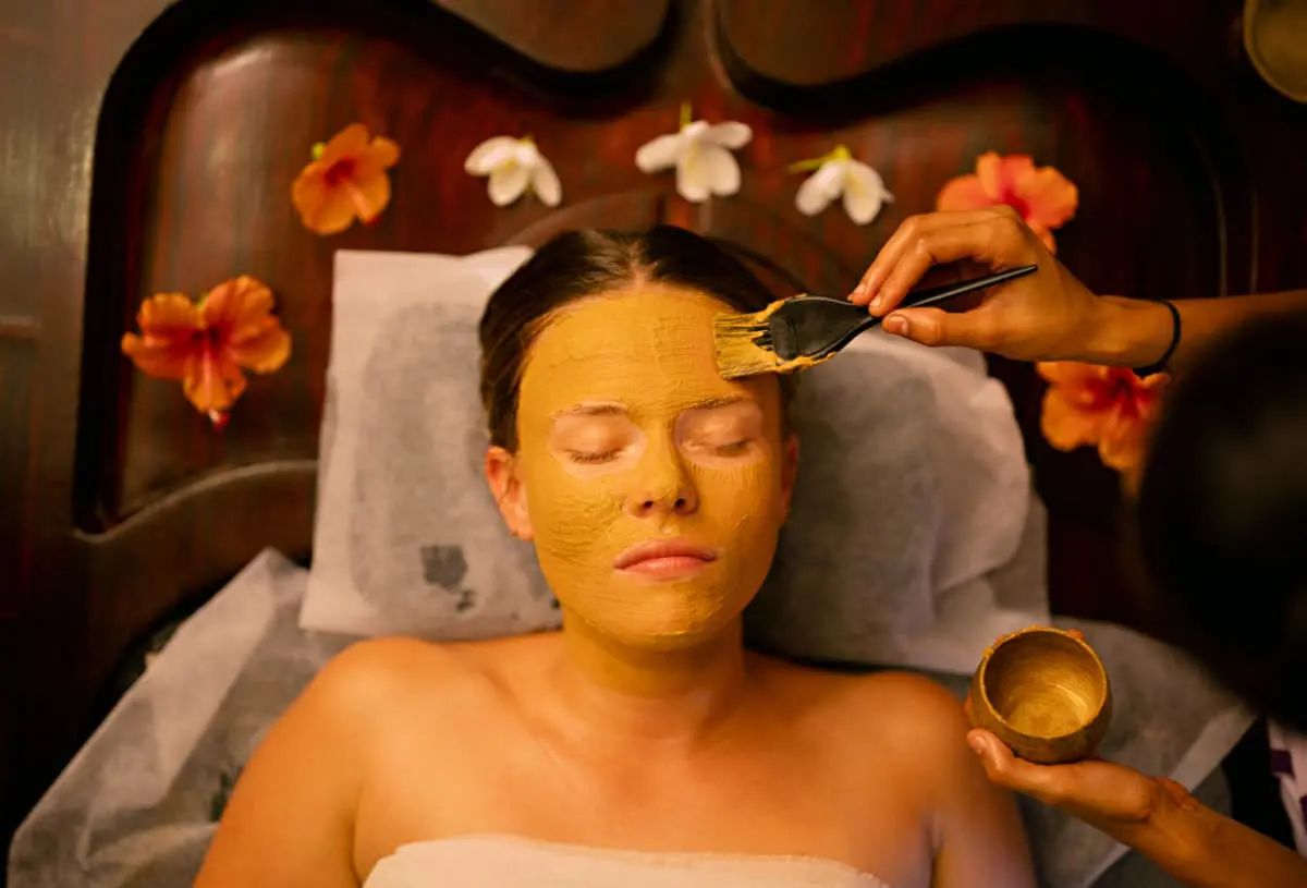 Radiance Renewal Facial